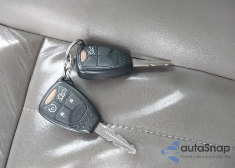 2007 Jeep Grand Cherokee Laredo from USA, damaged, VIN 1J8HR48P77C548578